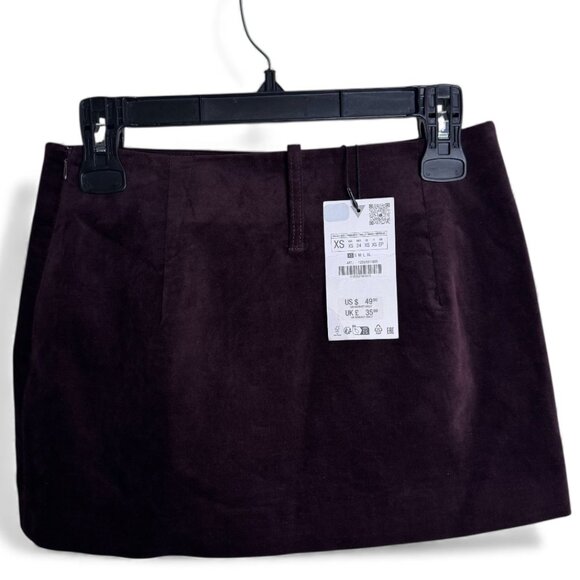NWT Zara Mini Skirt High Waist Woman's XS Burgundy Aubergine Velveteen - Picture 2 of 10
